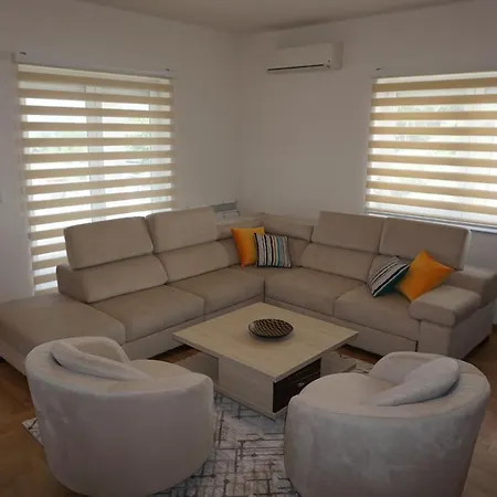 1 فيلة سراييفو